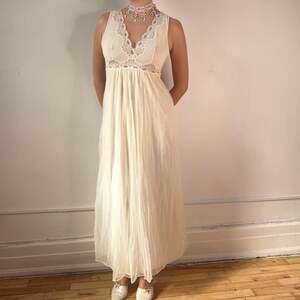 Vintage Cottagecore Lace Empire Waist Angelic Maxi Dress, S